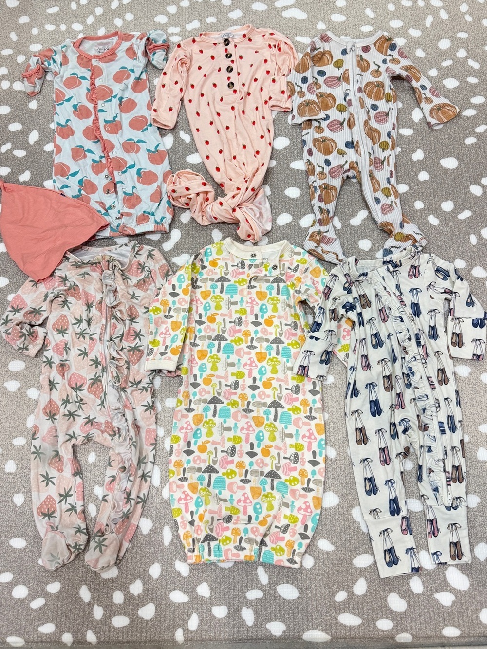 Lot of 7 bamboo footies baby girl zippy hat newborn gown strawberry knot peach